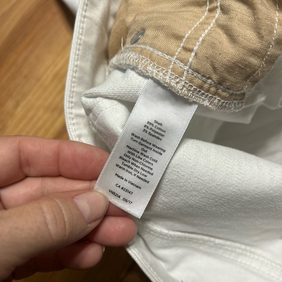 Talbots Flawless Women's Bright White Slim Ankle Curvy jeans size 12 - Picture 6 of 11